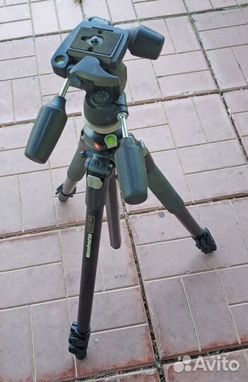 Штатив Manfrotto 055xprob + головка 804RC2