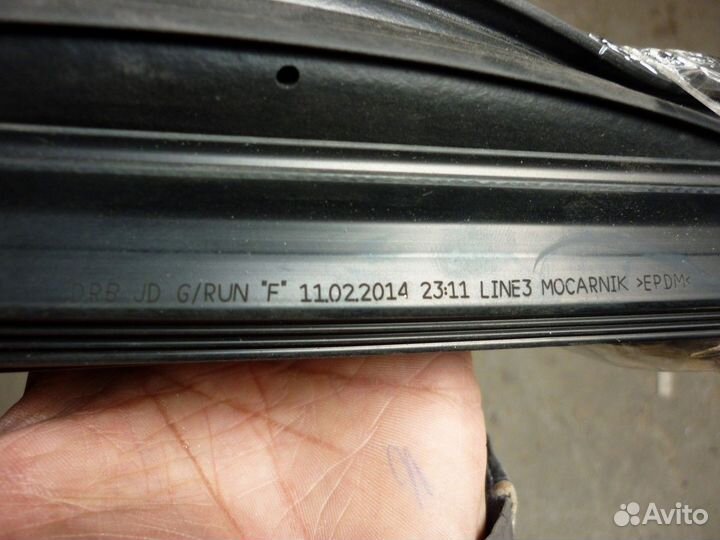 Уплотнитель двери задней правой Ceed JD 12-17