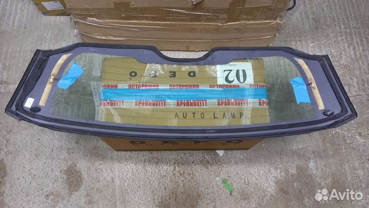 Стекло крышки багажника Land Rover Evoque II 12-23