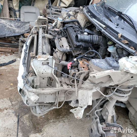 Верхняя планка радиатора на лифан х50