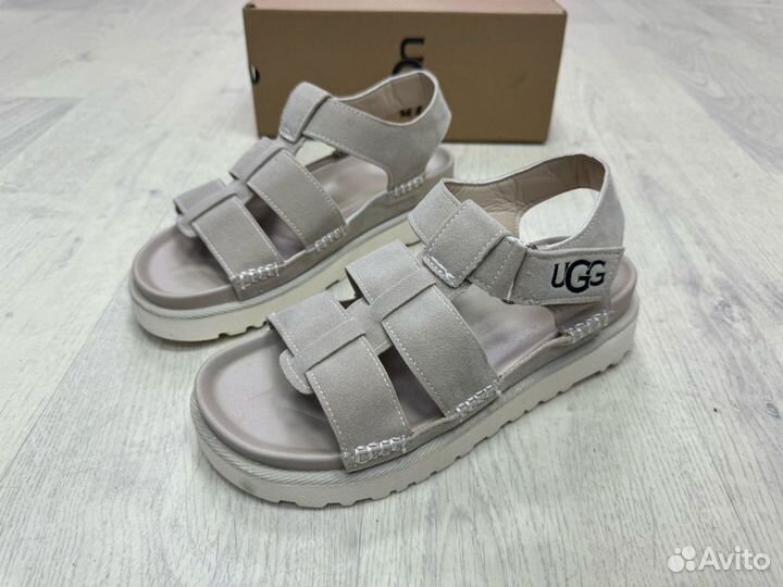 Босоножки UGG