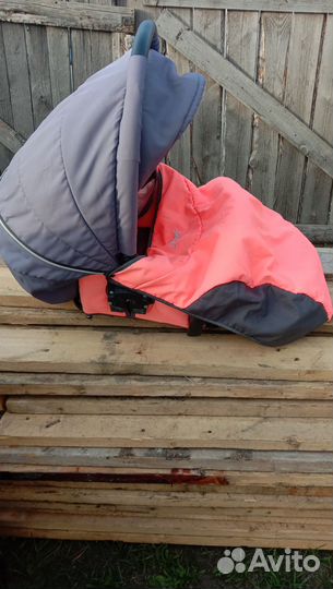 Продам коляску 2 в 1