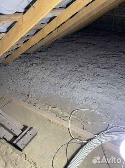 Эковата утиплитель домов,потолков,стен