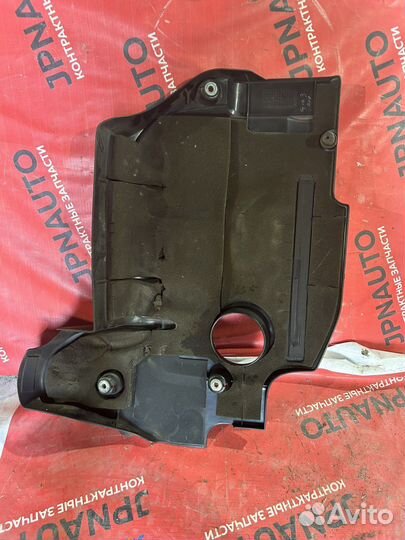 Декоративная крышка двигателя Nissan Teana J32