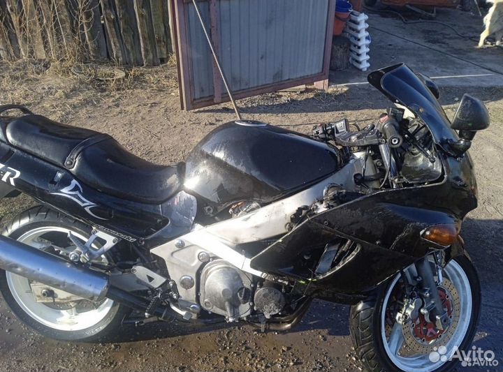 Kawasaki ZZR400
