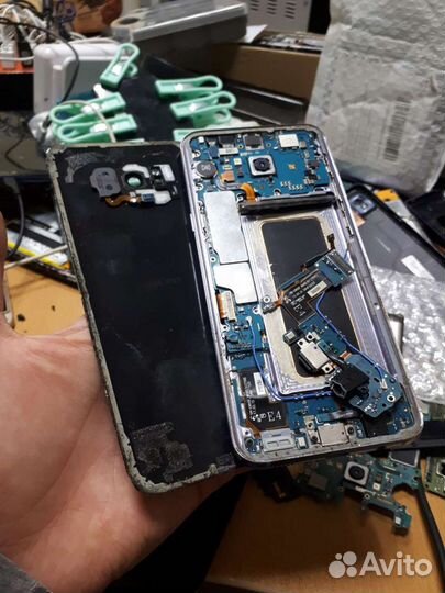 Samsung Galaxy S8+, 4/64 ГБ
