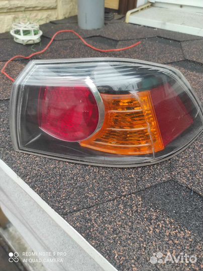 Запчасти на mitsubishi лансер10 фара