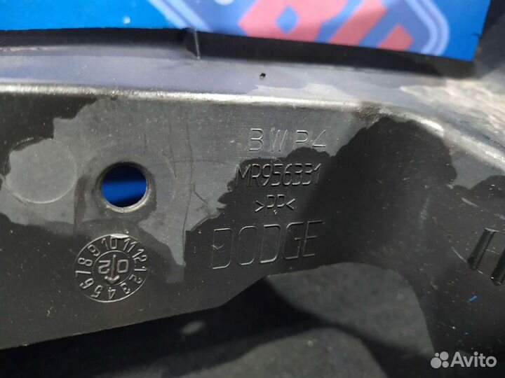 Диффузор радиатора Dodge Stratus Coupe R/T