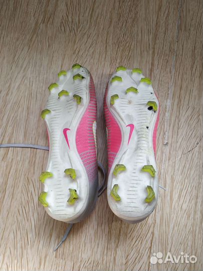 Футбольные бутсы nike mercurial