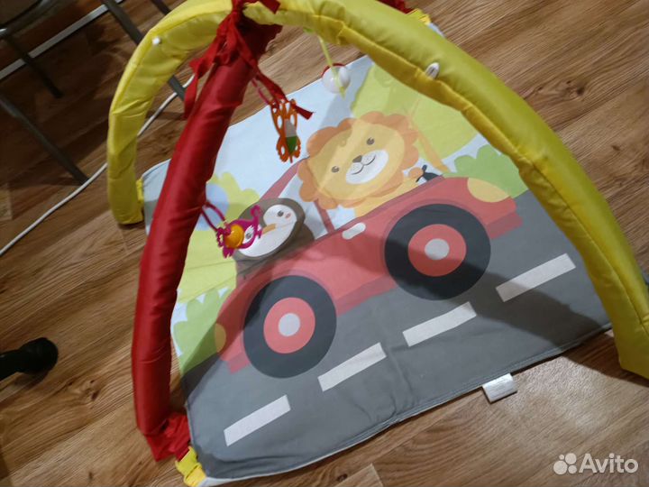 Развивающий коврик новый