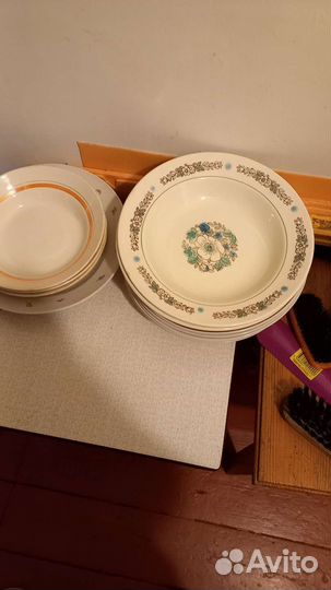 Тарелка для кухни, есть суповые