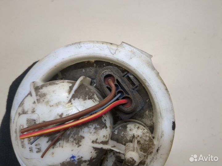 Насос топливный электрический Volkswagen Touareg