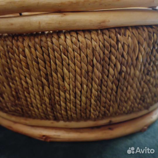 Корзина плетеная