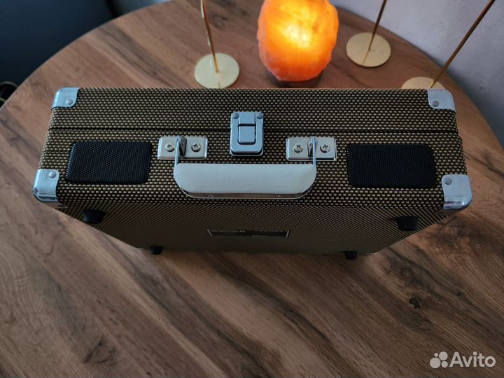 Виниловый музыкальный проигрыватель Crosley