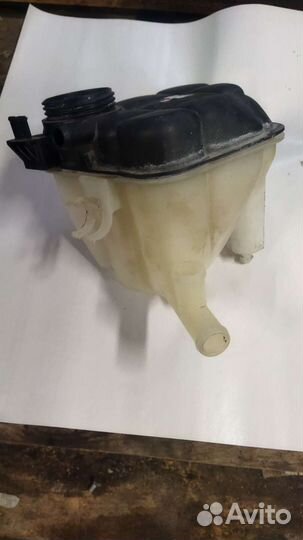 Расширительный бачок mercedes GLE