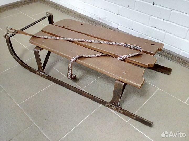 Старинные большие русские сани