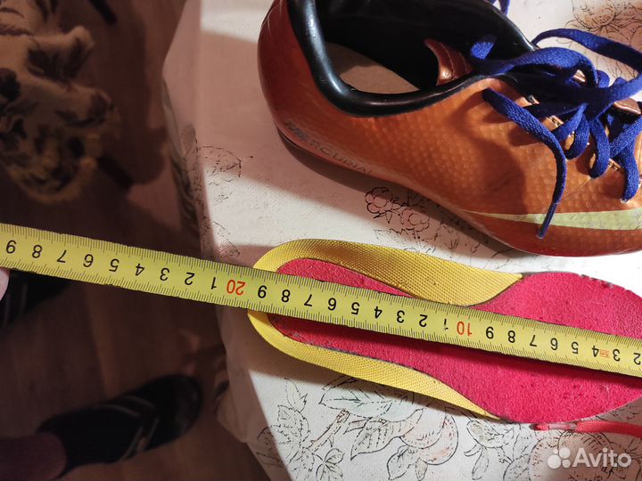 Бутсы футбольные одним лотом 4 пары