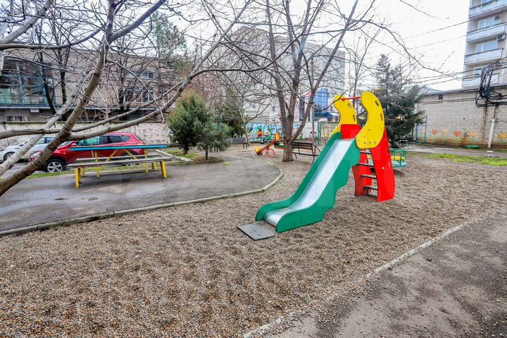 3-к. квартира, 92 м², 8/9 эт.