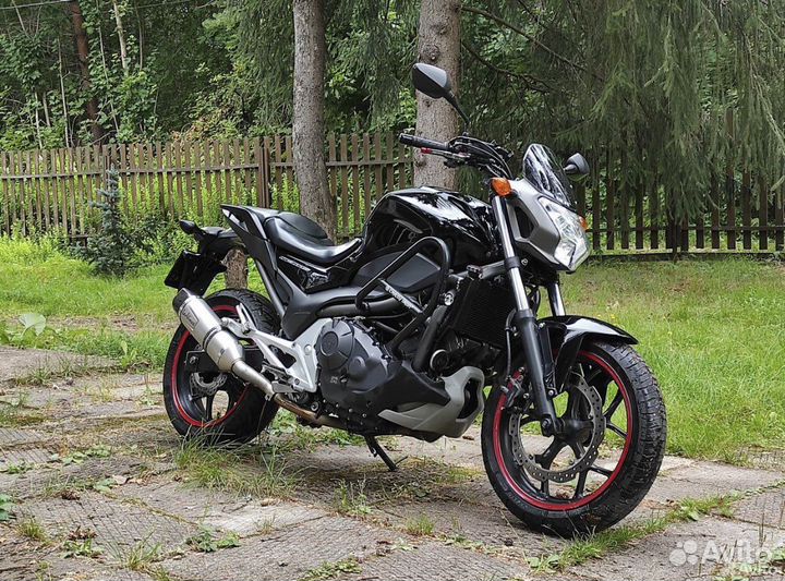 Мотоцикл Honda NC700S, 2012