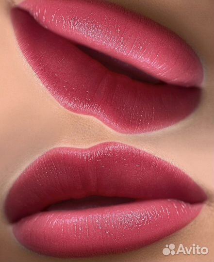 Татуаж бровей