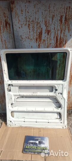 Дверь боковая правая Volkswagen Multivan T4