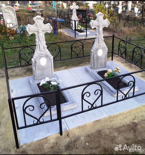 Благоустройство могил,уборка,покраска,покос травы