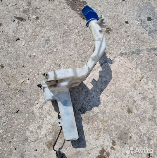 Бачок омывателя Volkswagen Passat CC