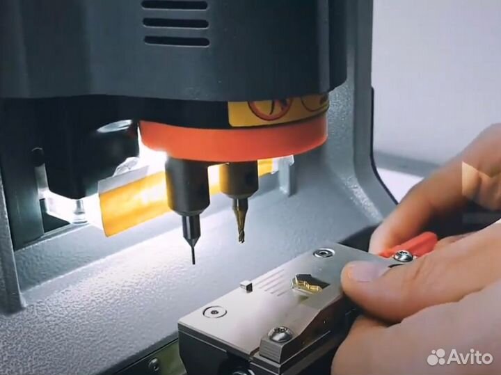 Программирование и ремонт автомобильных ключей