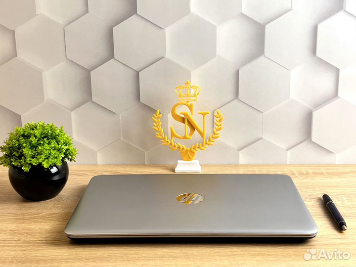 HP EliteBook 840 G3 (i5/8Gb/SSD256/HD520/4G)