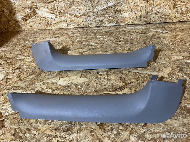Обшивка двери багажника VW Touareg GP 02-10