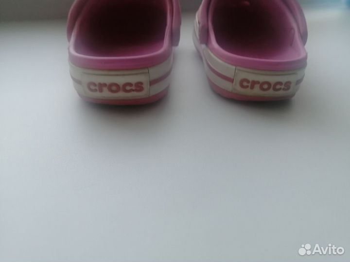 Сандали crocs