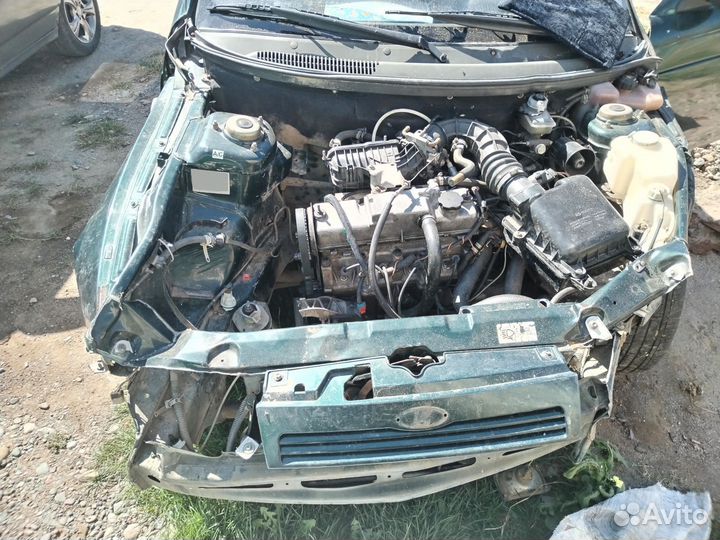 ВАЗ 2112 1.6 МТ, 2004, битый, 250 000 км