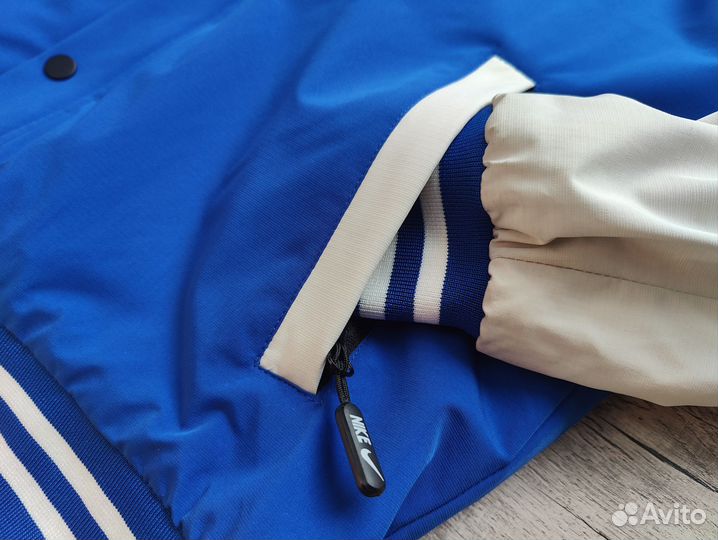 Ветровка бомбер Nike