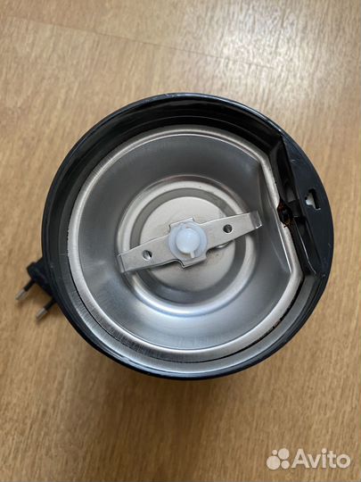 Кофемолка lumme LU-2605, черная