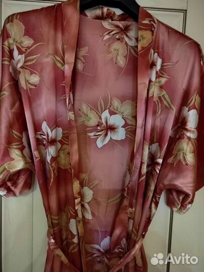 Атласный халат