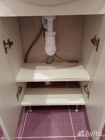 Тумба для ванной с зеркалом