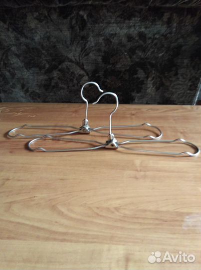 Плечики вешалки и пакеты вакуумные для хранения