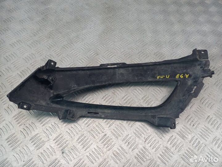 Рамка противотуманной фары правой Kia Optima 3 TF