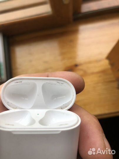 Apple AirPods