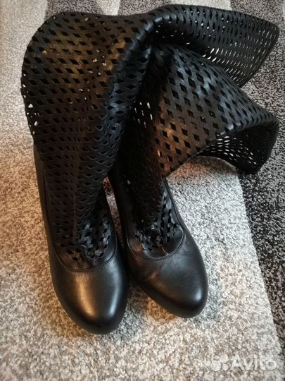 Новые сапоги CorsoComo