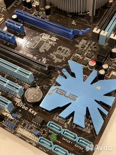 Материнская плата Asus