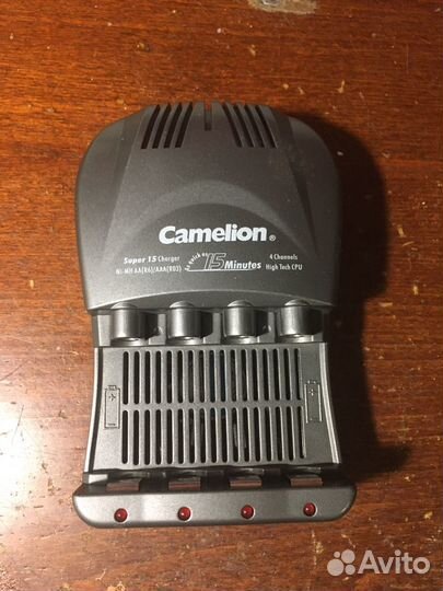 Зарядное устройство Camelion BC-S15