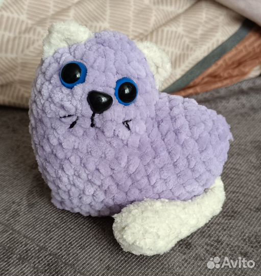 Кот и кошечка