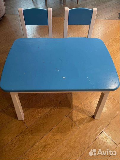 Детский стол и стул