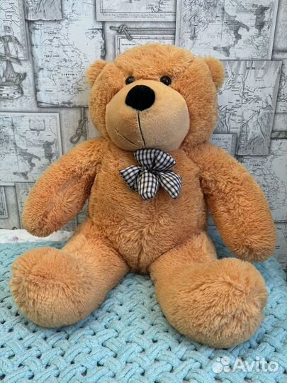 Плюшевый медведь