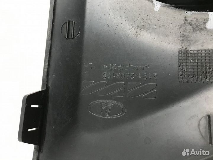 Решетка на противотуманную фару левая LADA Granta