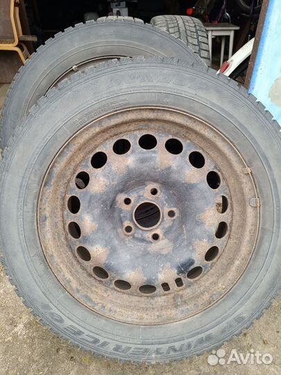 Dunlop SP Winter Ice 01 205/60 R16