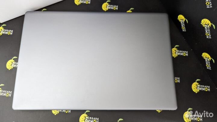 UIG Notebooks / AMD Ryzen 9 4900H / 16GB / 500GB