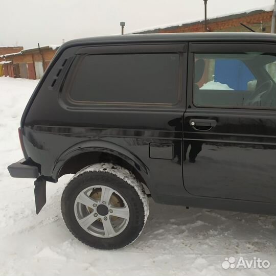 ВАЗ Niva Legend 1.7 МТ, 2022, 8 336 км