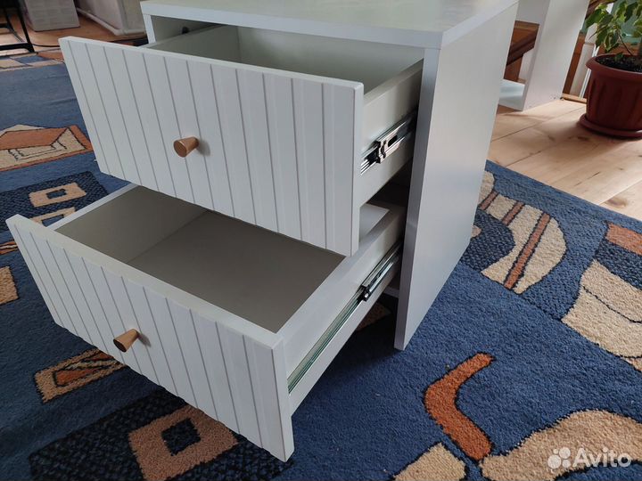 Тумба прикроватная белая новая